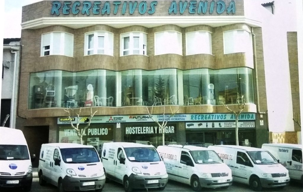 Fechada Recreativos Avenida